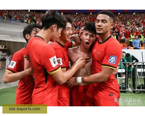 中国男足客场绝杀巴林赢取宝贵三分 出线希望显著提升